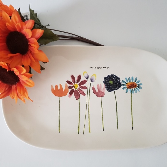 rae dunn Other - Rae dunn flower plate